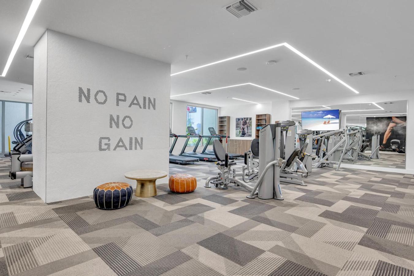 Modern Unit Mins From Brickell With Free Parking Miami Exterior foto