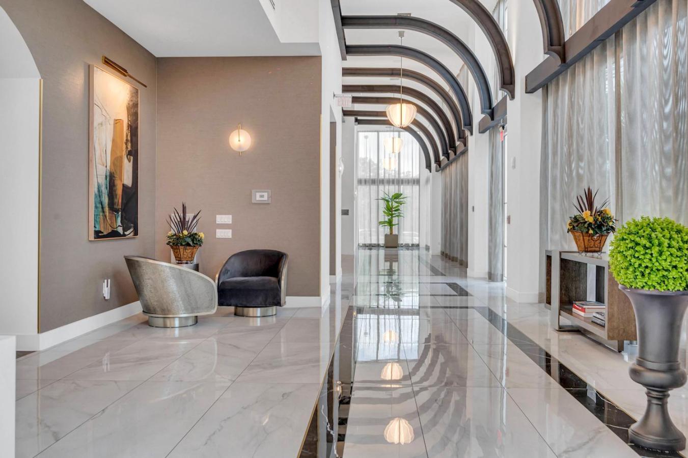 Modern Unit Mins From Brickell With Free Parking Miami Exterior foto