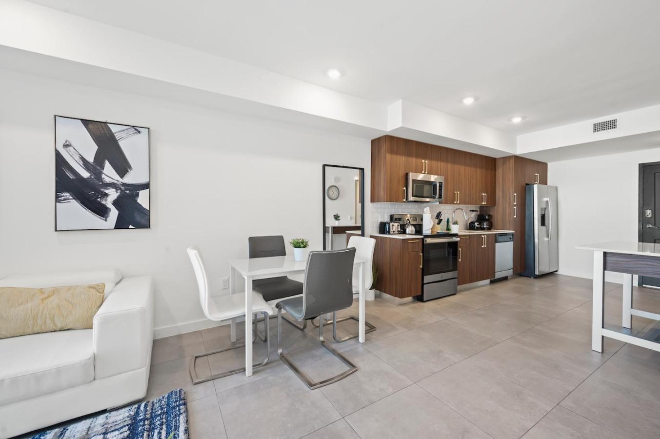 Modern Unit Mins From Brickell With Free Parking Miami Exterior foto