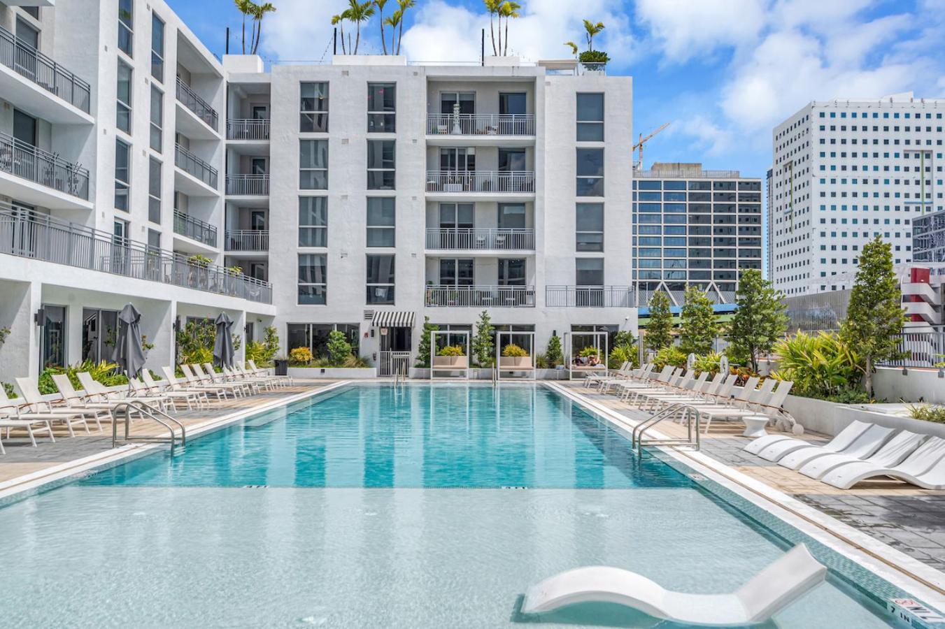 Modern Unit Mins From Brickell With Free Parking Miami Exterior foto