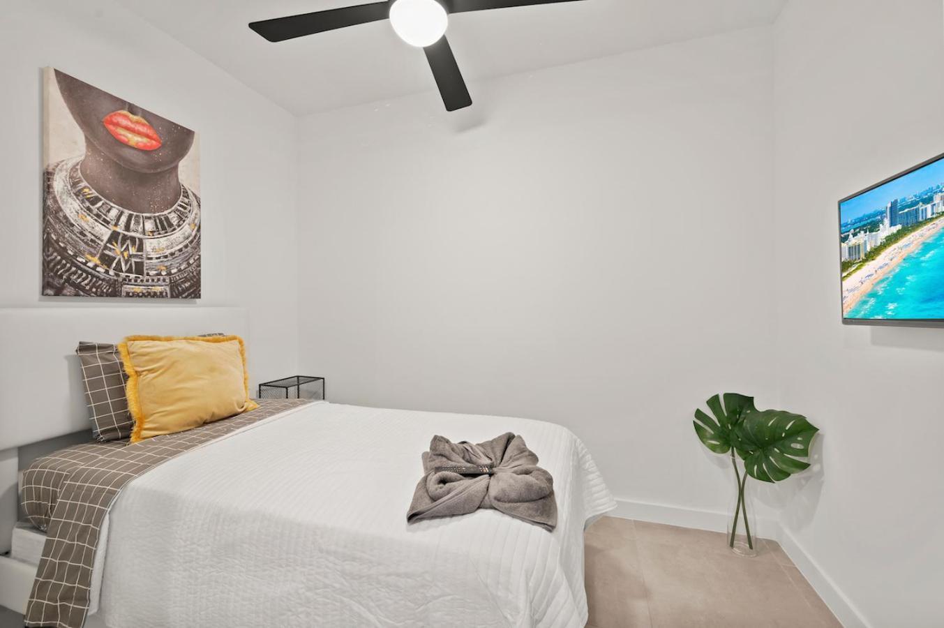 Modern Unit Mins From Brickell With Free Parking Miami Exterior foto
