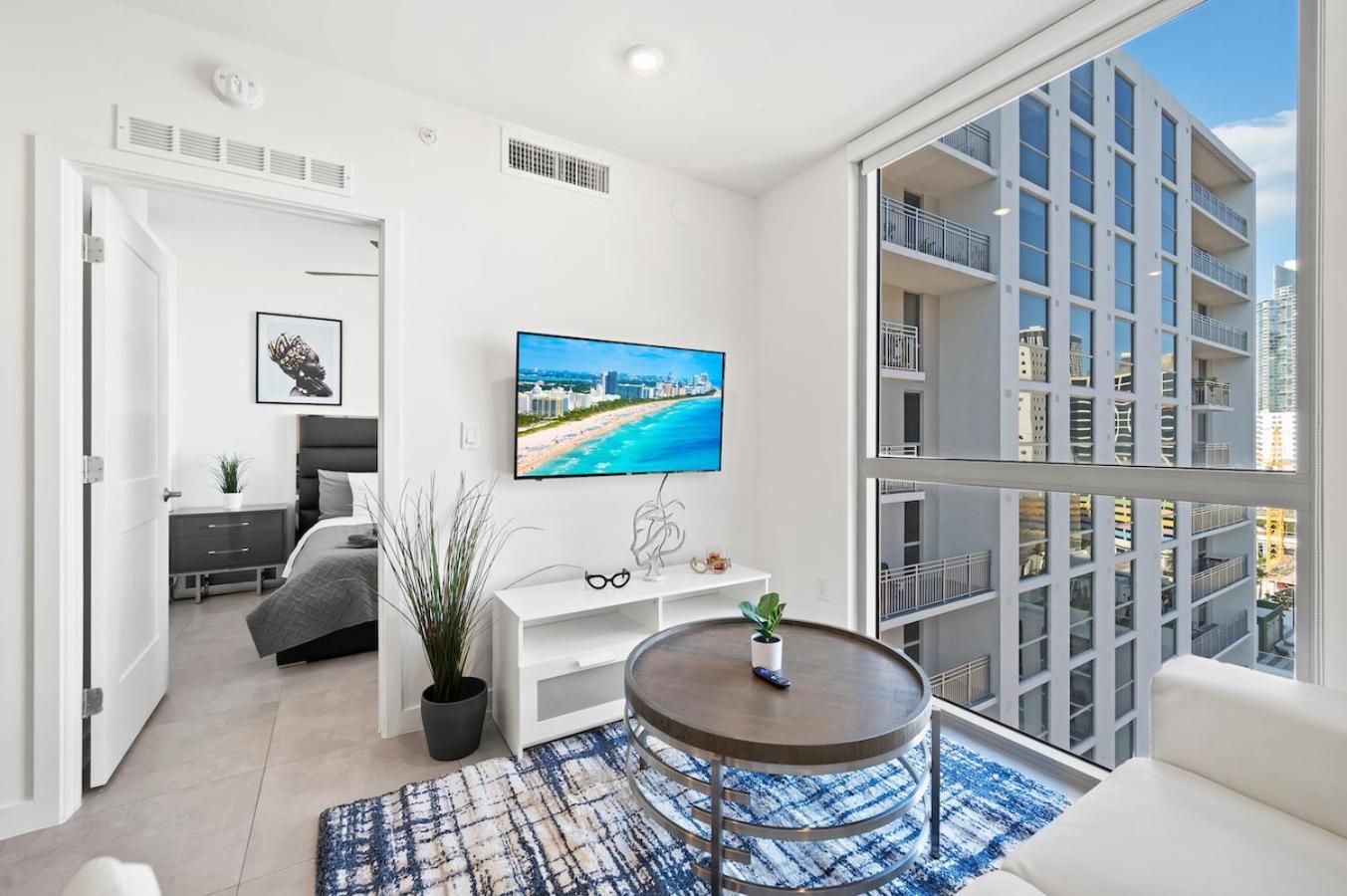 Modern Unit Mins From Brickell With Free Parking Miami Exterior foto